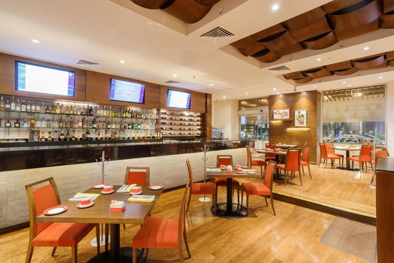 Camino Real Pedregal Mexico 호텔 외부 사진 The interior of the restaurant